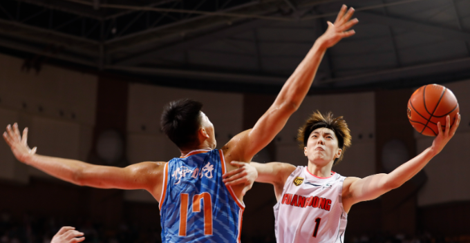 十一冠王广东男篮将检验新援泰勒·希罗的成色,这位前NBA最佳第六人能否适应CBA节奏值得关注